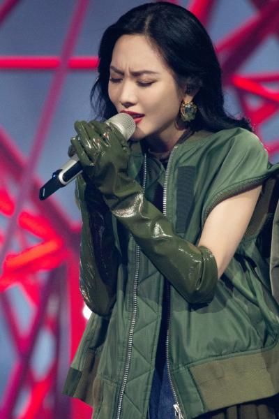  成团之夜|杜华预测浪姐成团名单，张雨绮成C位，万茜宁静上榜，她备受瞩目