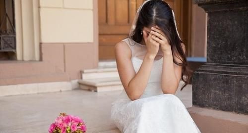 女儿|二十万彩礼父母没陪嫁,女儿泪崩:彩礼带走,娘家再无你容身之地