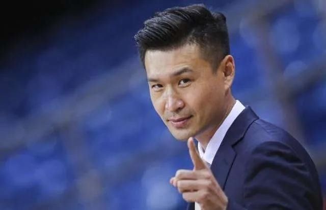  人生|刚骂周琦“街溜子”，立马就成同曦队总经理，霍楠才是人生赢家？