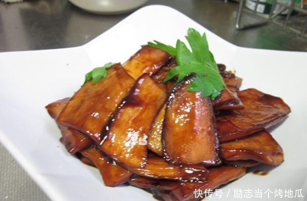 鲜味|蚝油杏鲍菇10种做法,杏鲍菇加上蚝油的鲜味,味道清香营养丰富