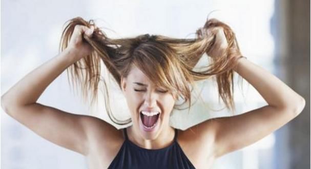 女性绝经前的6大表现,若在48岁时出现,那么