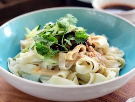 便可|夏天易出汗,我家隔天就做此菜,一切一拌,无油烟,吃着特清爽