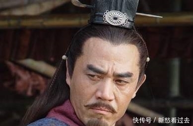 此人|此人正面怼朱元璋,被打入死牢,朱元璋翻看完他的族谱就认怂了