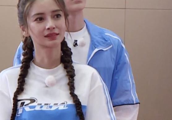  荧幕外|《跑男》迎来100期纪念日，邓超陈赫悉数登场，李晨baby郑恺泪洒现场