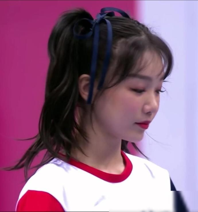  喊话|徐梦洁破短跑记录,赛场再现彩虹甜笑,喊话将属于火少的金牌拿回来