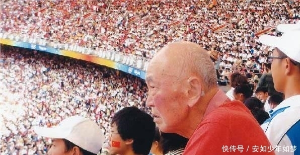 国民党|淞沪会战中,王敬久麾下的一个传令兵,后来成为开国少将