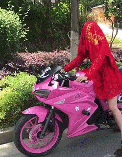 GIF|搞笑GIF:好可爱的姑娘