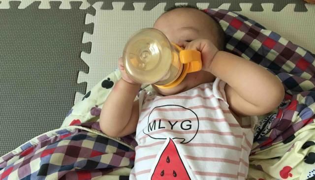 年轻夫妻|月入上万的年轻夫妻，要孩子却成了难言之隐，原因真的很现实