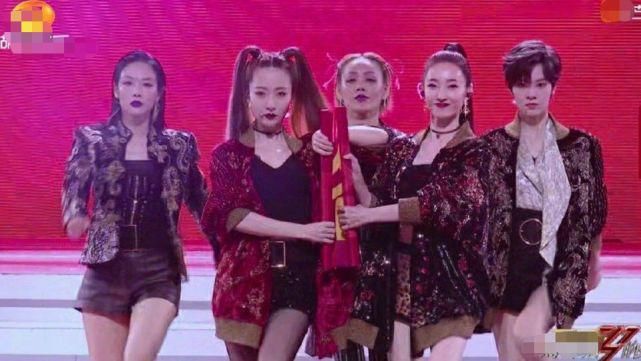  浪姐|浪姐假唱上热搜，受追捧的“冒牌唱将”，寒了多少实力歌手的心