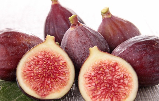 堪比|女性40岁后多吃“护发果”,堪比护发素,头发丝滑,乌黑,不脱发