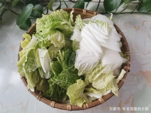 榛蘑炒|东北家常老菜，榛蘑和这个蔬菜一起搭配炒，鲜香脆嫩，秋季下饭菜