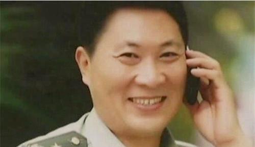  后才|他冒充军人行骗15年，因入戏太深，被捕后才反应过来自己不是将军