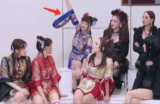  蓝盈莹|《浪姐》四公真相：蓝盈莹换团只是插曲，三位队长的改变才是正片