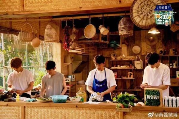 娜娜|欧阳娜娜认黄磊为师傅,这是要成为张艺兴的师妹?太自来熟了吧