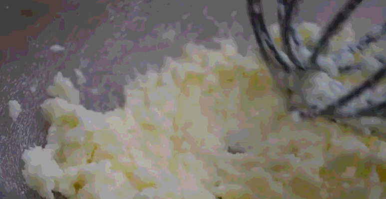  发酵|教你鸡蛋糕简单做法，不用发酵，不用打发，轻松做早餐家人都爱吃