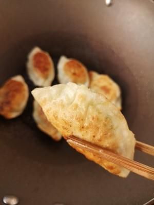  吃法|水煎饺|免解冻免煮快手冻饺子新吃法