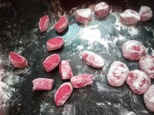 称为|吃鸡鸭肉都不如它,称为“穷人的阿胶”,用来包饺子,补血又补铁