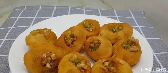 简单|我家面粉从不蒸包子,这样做比油条馒头都简单,一次做九个不够吃