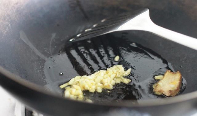  香味|一道懒人主食，咸香味美，恨不得连锅一起端走