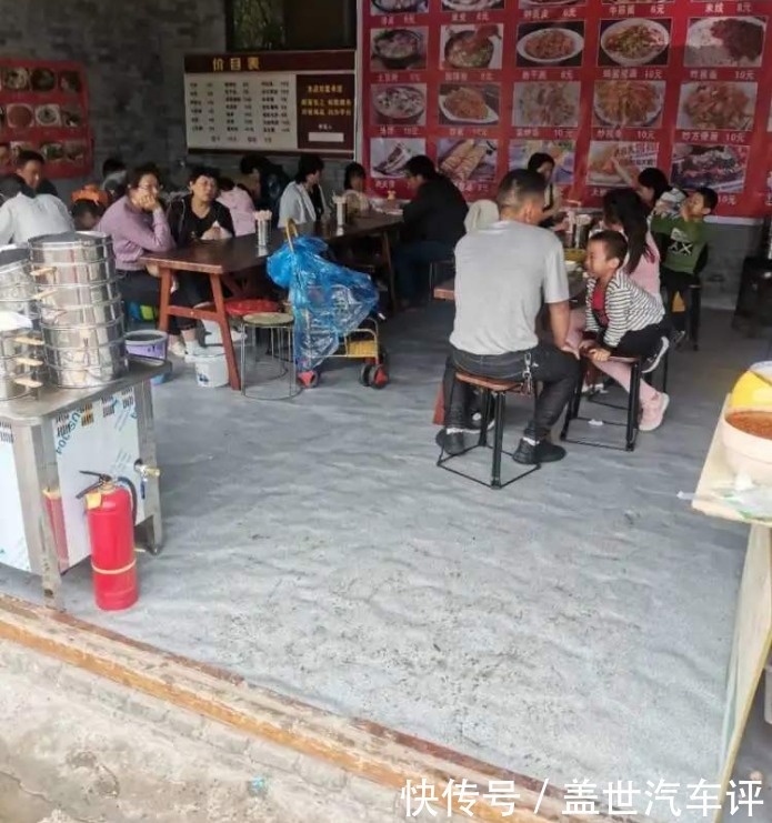 顾客|景区餐馆“10元管饱”?较真顾客驱车2000公里验证,心服口服