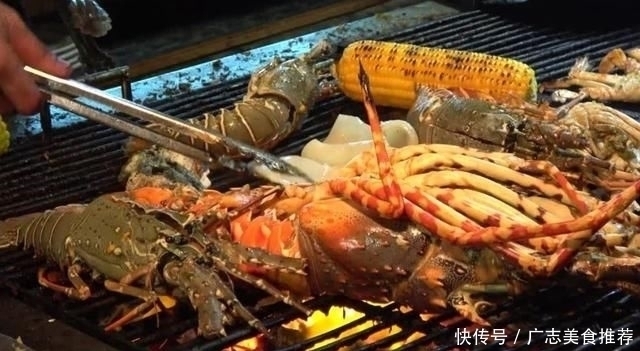 结账|大胃王去越南吃海鲜，烤了30只鱿鱼60只龙虾，结账时却不敢相信