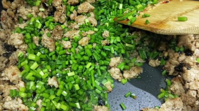  苍蝇头|听到这菜名想吐，吃起来却贼下饭，连吃3碗米饭都不够