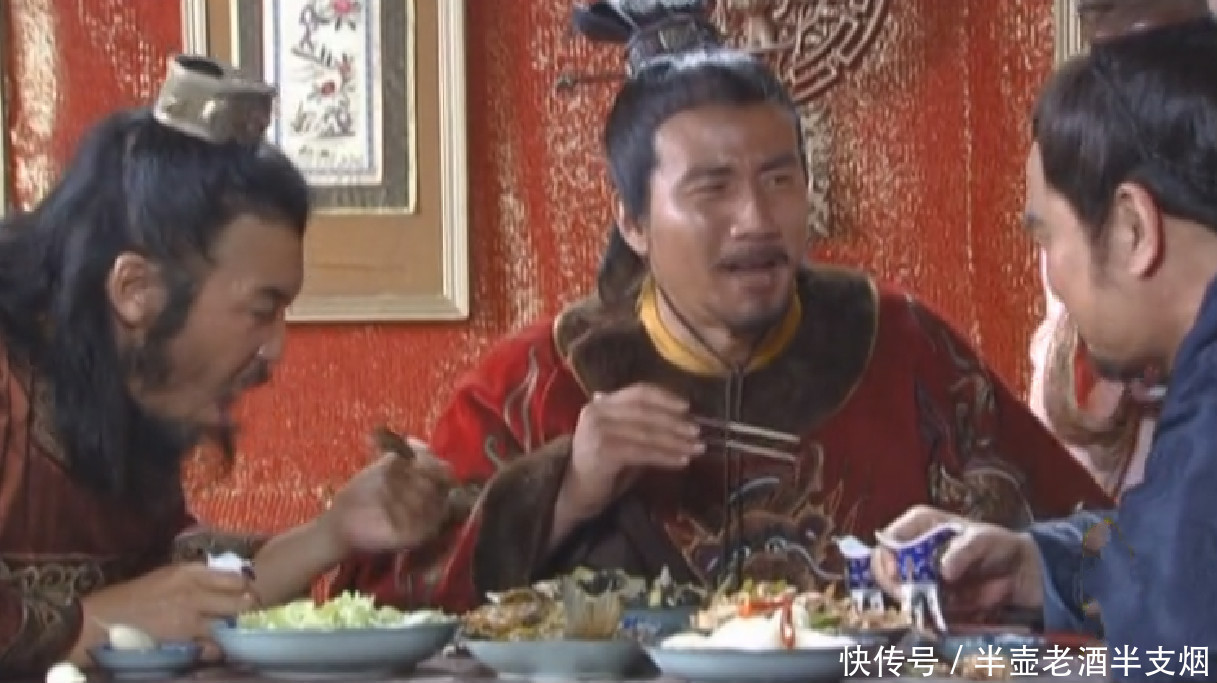 朱元璋铸造了一座六杀铁碑:公侯之家触犯