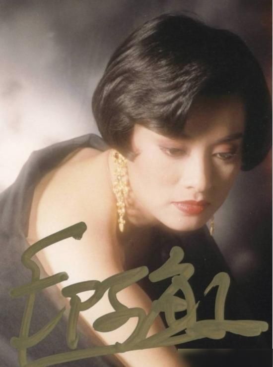  老照片|毛阿敏22岁到57岁的罕见老照片：29张照片，看尽她曲折离奇的一生