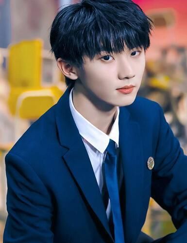  银河系|银河系乐团成员年龄多大 帮唱嘉宾马嘉祺竟不是最小的