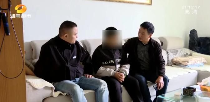 男童|11岁男童一个月游戏充值4万余元，花光外公“养老钱”！游戏内角色炫酷，充值后觉得自己“很强大”