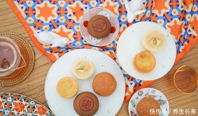 盒马|《盒马进阶版月饼大赏》来了,今年的月饼不仅乘风破浪还千姿百态