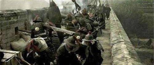 高明|?明朝看重长城的修建,清朝看重修庙之事,哪个朝代算的上高明?