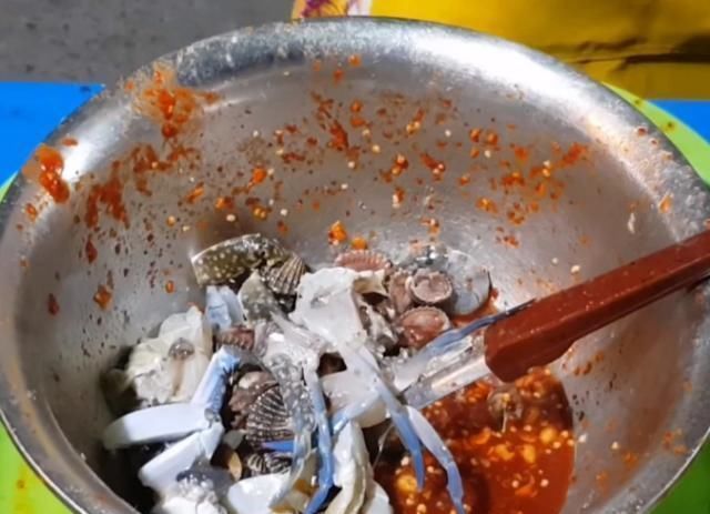 美食|这种美食被称为“禁菜”,跟风买了两斤吃,却发现自己无福消受