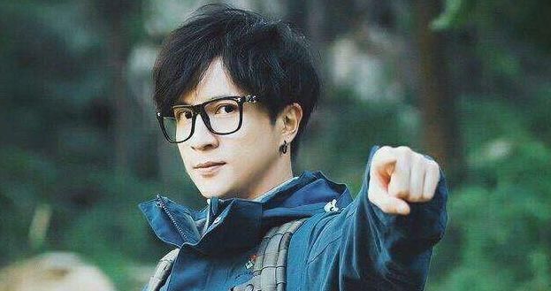  综艺|如今演员不拍戏，歌手不出歌，靠着综艺维持人气的3位男星是谁？