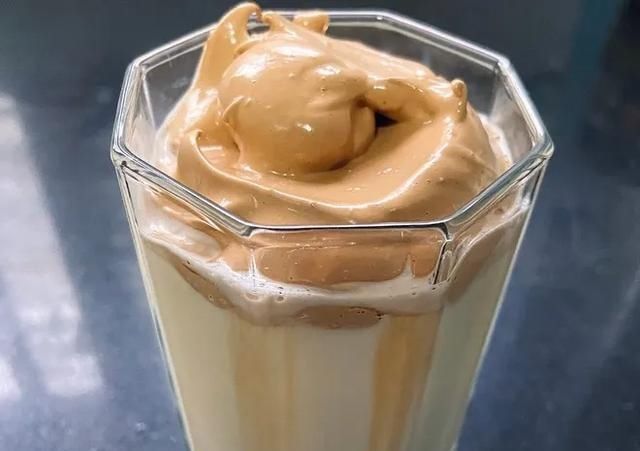  面纱|揭开最近超火的4000次泡沫咖啡面纱，准备好这4样食材，一起做吧