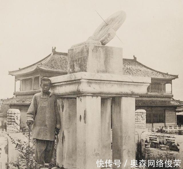 惨不忍睹|晚清老照片：被慈禧太后抛弃的紫禁城，杂草丛生，惨不忍睹