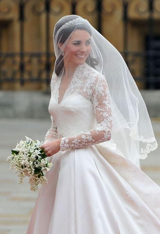 婚纱|百年婚纱秘史原来以前的新娘还不止会穿白婚纱