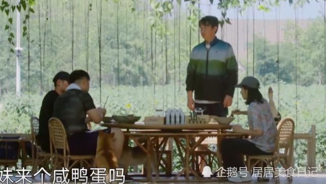  早饭|《向往4》叫花鸡翻车后，黄磊一顿早饭做3次？网友：懒得装！