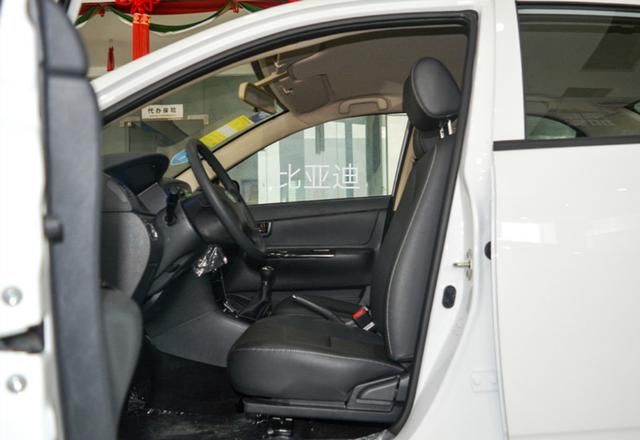  比亚迪|同样是低价车，比亚迪F3和奇瑞艾瑞泽5谁更值得买？