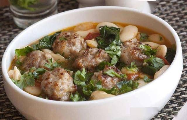 生日|孩子生日,我花50元做了一桌菜,家人吃嗨了