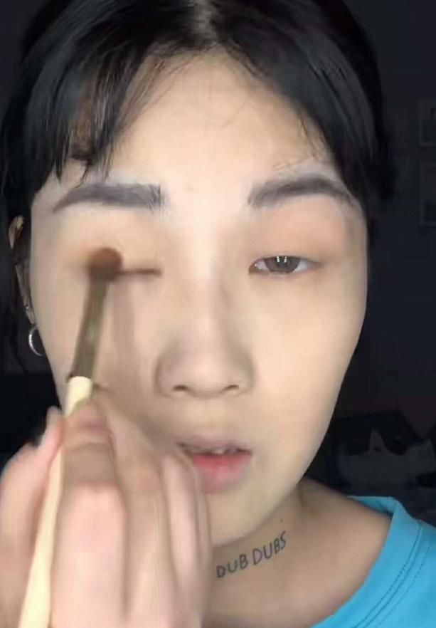  Yamy|姐姐粉仿妆Yamy，开始：相似度绝了，看到最后：果然不负众望！