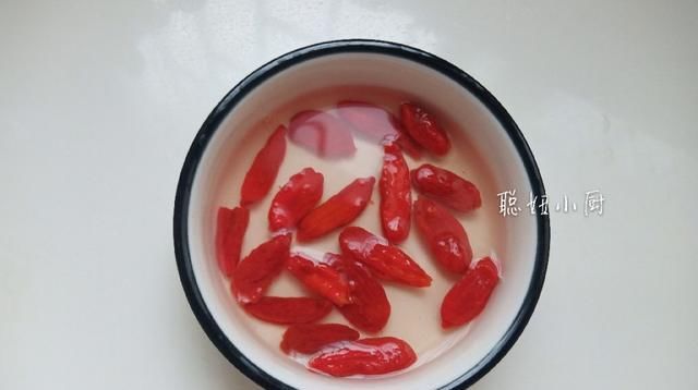  分钟|秋天燥热，多吃这道菜，5分钟就出锅，清爽利口，简单营养更低脂