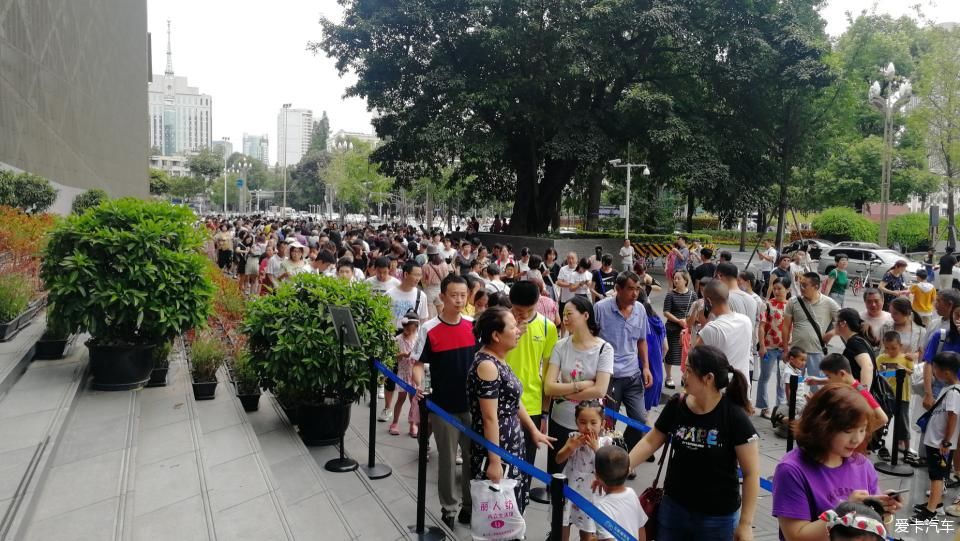  孩子|周末闲暇时光带着孩子打卡成都博物馆