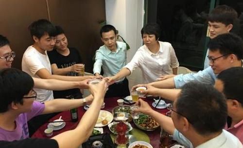  a1732|别人请吃饭时，这“4不要”得牢记，否则人缘会越来越差！