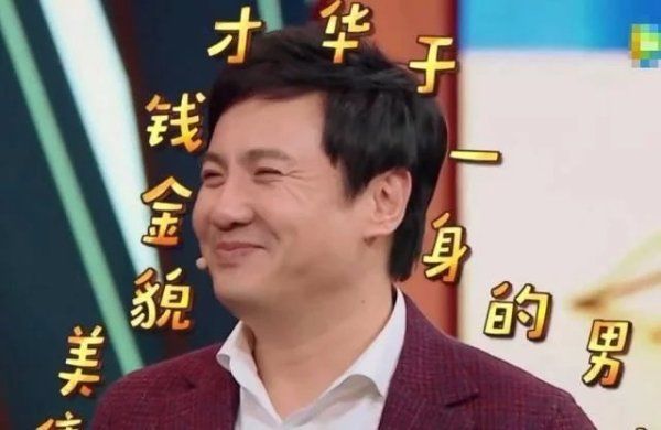  意外|《王牌》台上潘长江意外摔倒，沈腾一句话机智救场，不愧综艺王！