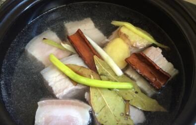  美味|一口红烧肉，吃出不同地方习俗的独特口感与美味