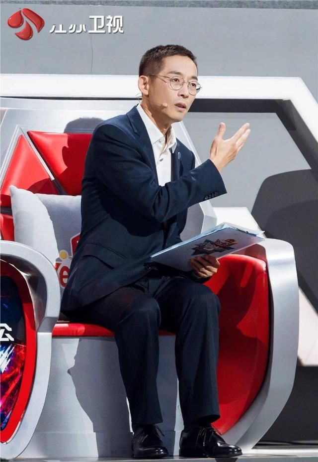  奖杯|为什么是他捧走“脑王之王”的奖杯？