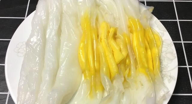  摆摊|肠粉最简单的做法，老阿姨将配方和做法都告诉你，可以摆摊了