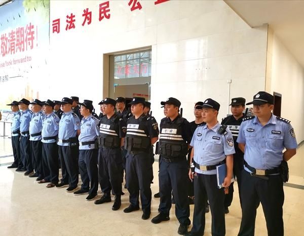 新田县工业园|蓝山法院公开开庭审理一起恶势力犯罪集团案件