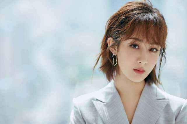 找上门|杨紫霸屏女神头衔稳当当,又有新剧找上门,我更在意和杨紫合作的他